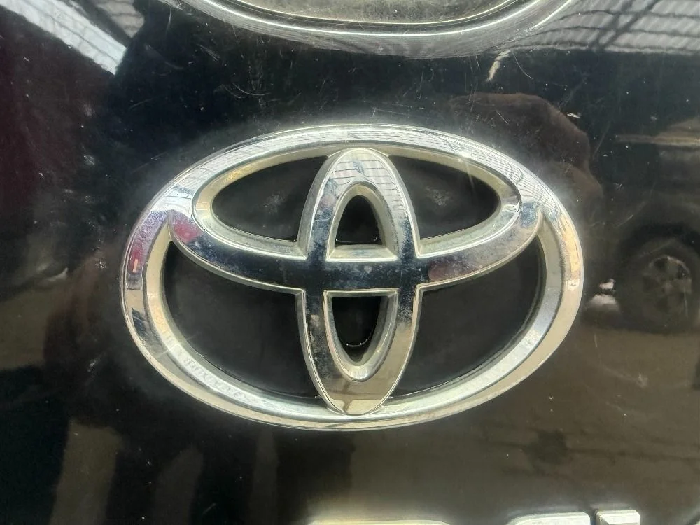 Эмблема Toyota RAV4 III (2005—2010)