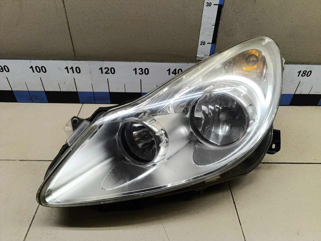 Фара левая Corsa D 2006-2015