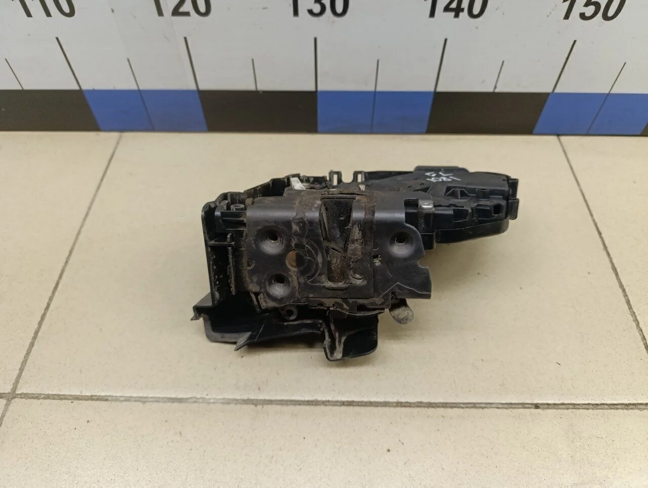 Замок двери передней левой Focus II 2005-2008