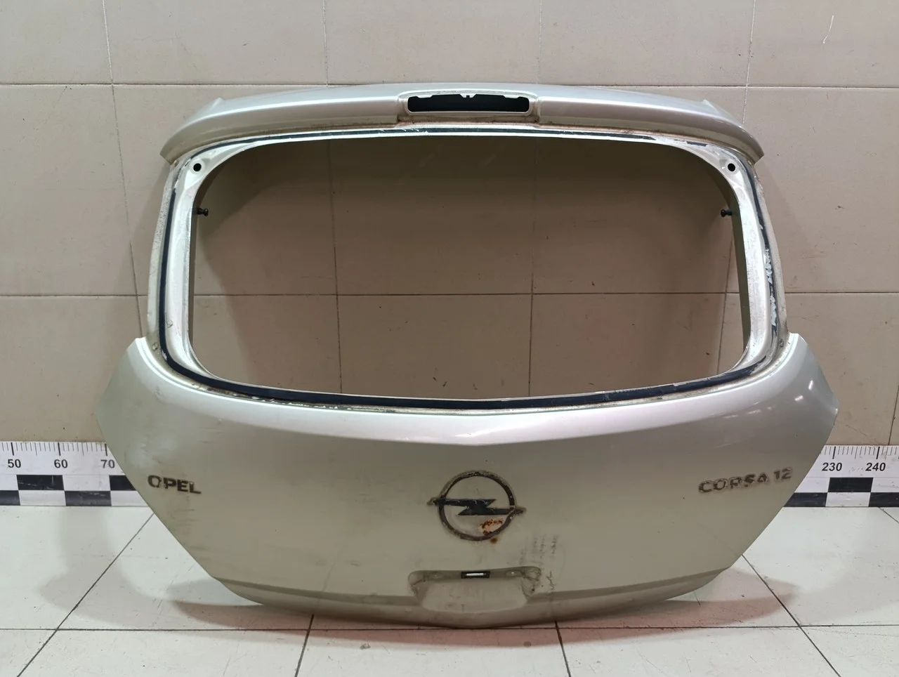 Дверь багажника Corsa D 2006-2015