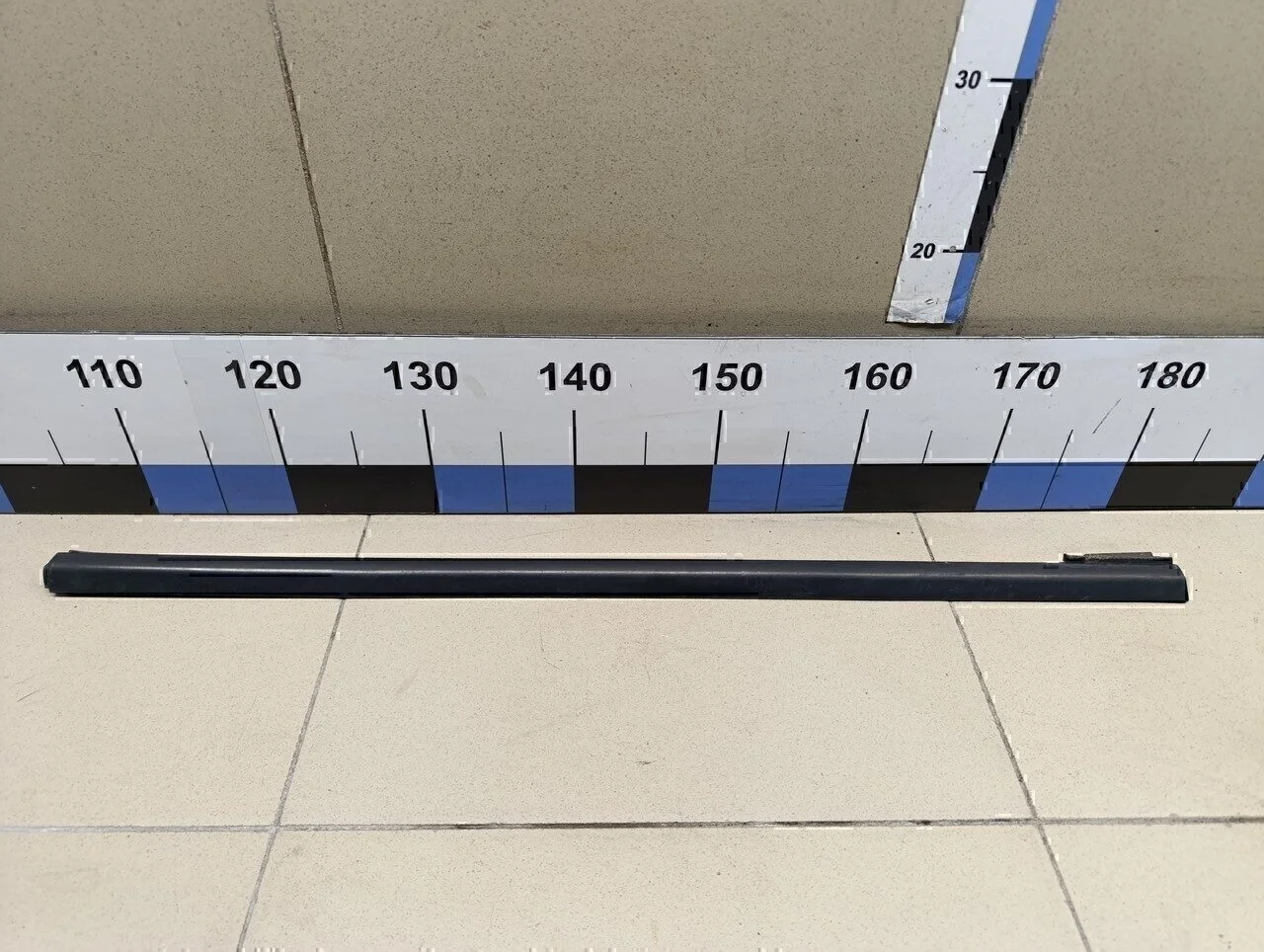 Накладка стекла заднего правого Focus II 2005-2008