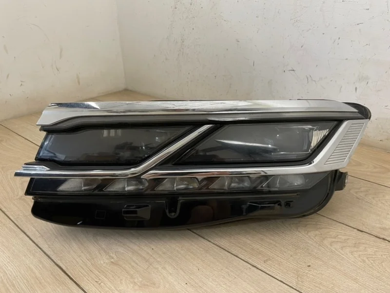 Фара full led matrix в сборе VW Touareg 3 2018- CR7