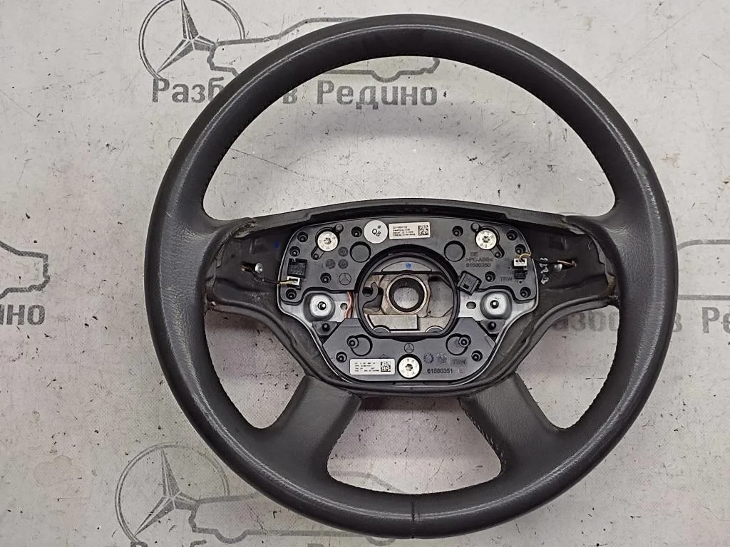 Руль Mercedes-Benz