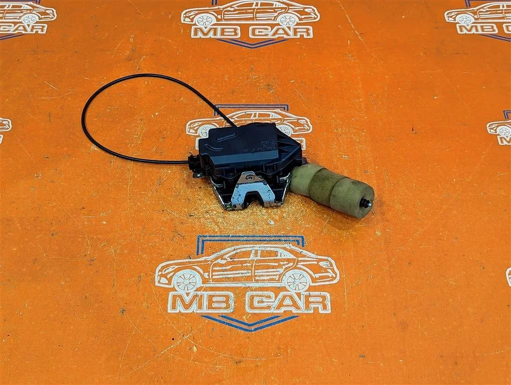 Замок багажника Mercedes-Benz