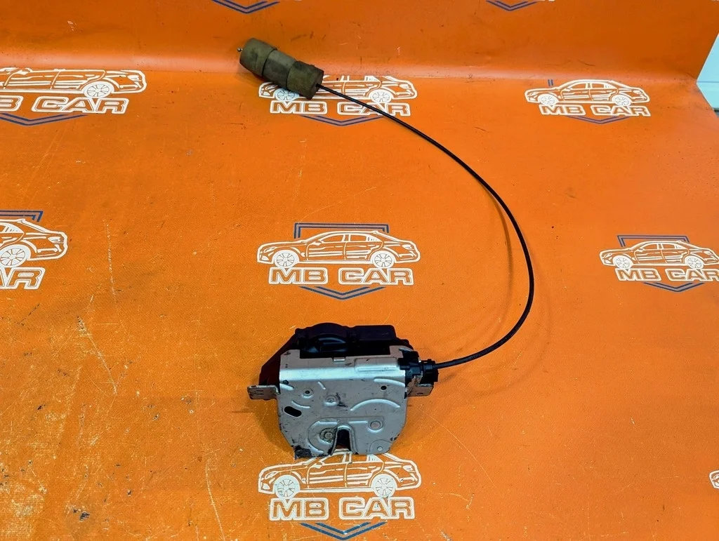 Замок багажника Mercedes-Benz