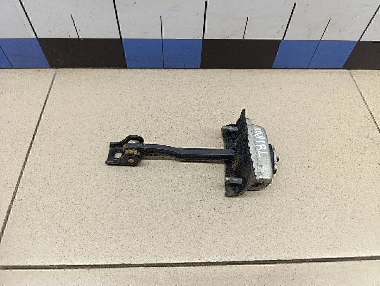 Ограничитель двери Focus II 2005-2008