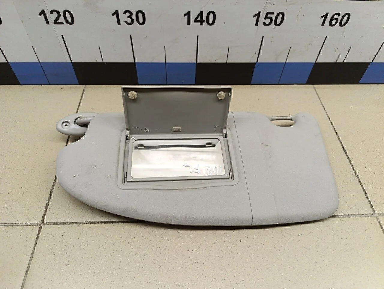 Козырек солнцезащитный (внутри) Focus II 2005-2008