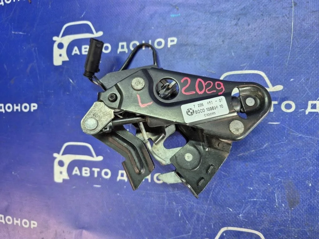 замок капота BMW 5-Series F10 N52B25