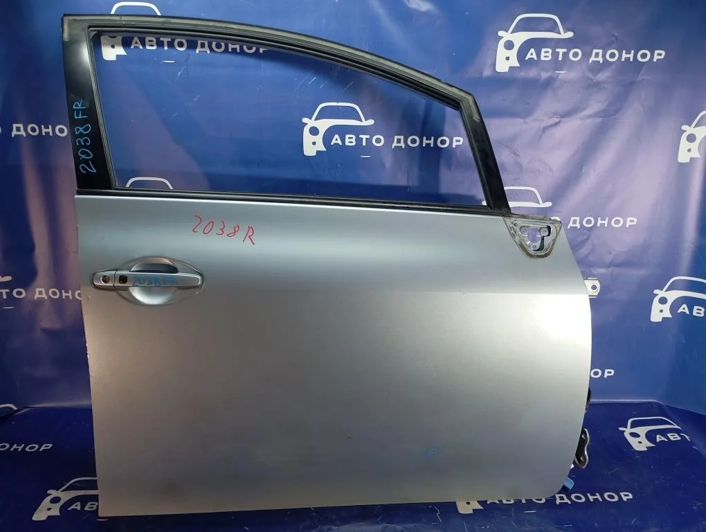 дверь TOYOTA AURIS NZE154 1NZFE