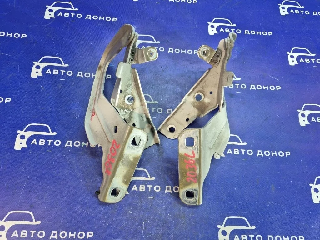 крепление капота FORD EXPLORER U502 EcoBoost 2.0 F BB5Z16796A, BB5Z16797A