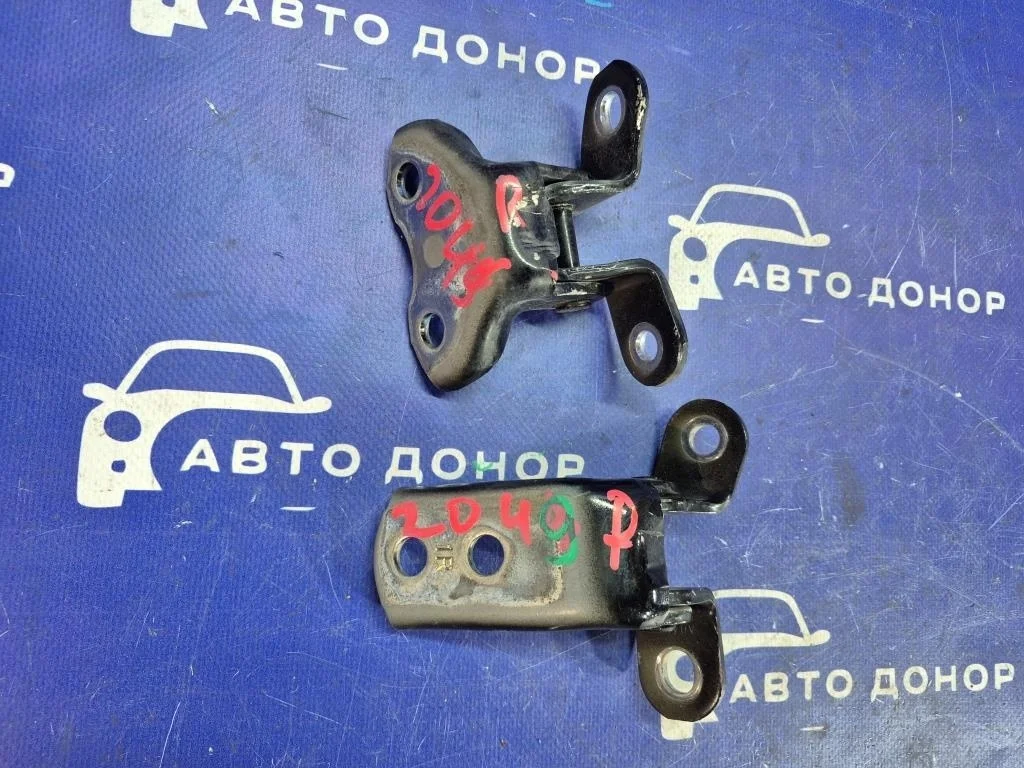 петли двери TOYOTA PRIUS ZVW30 2ZRFXE