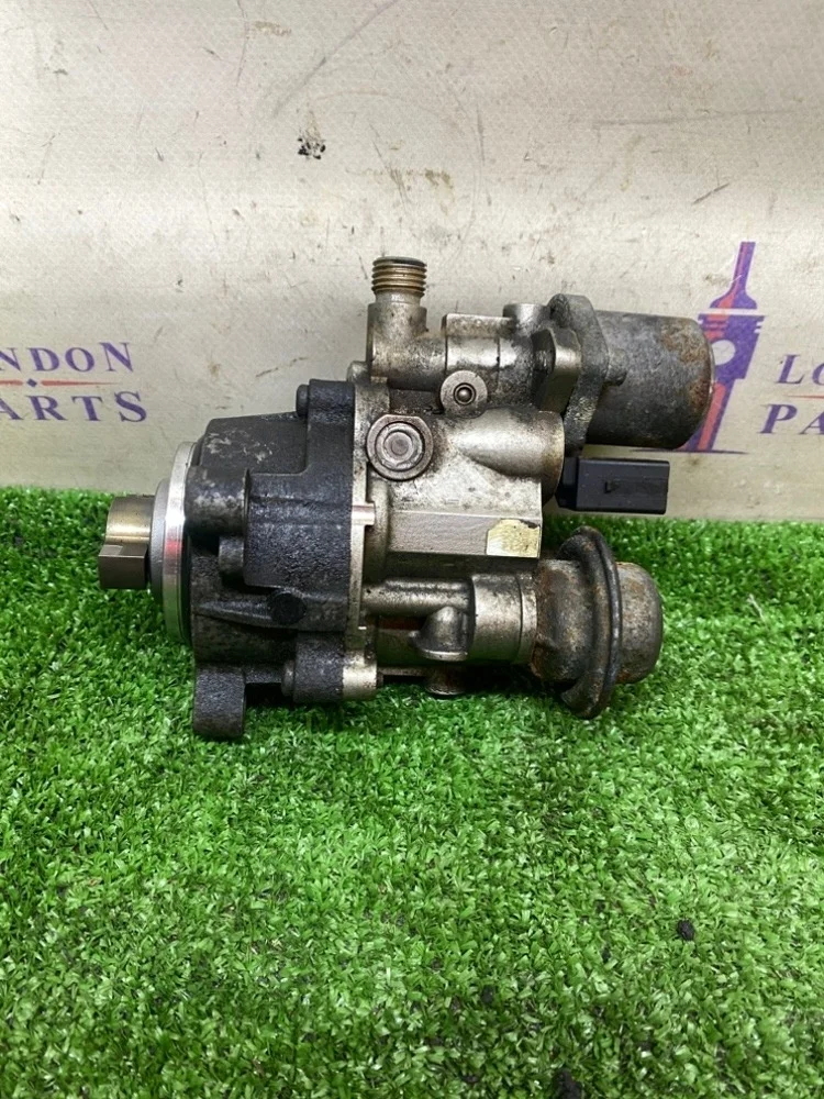 Топливный насос высокого давления BMW 335xi E90