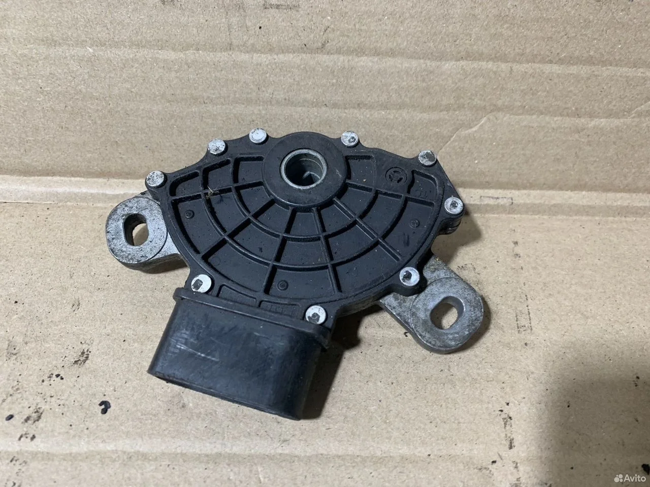 Селектор акпп vw skoda 09g919823