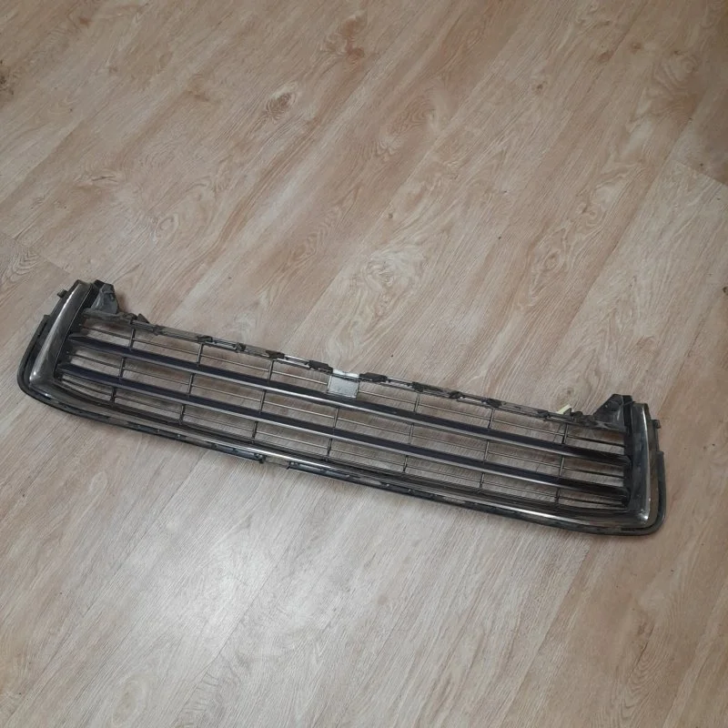 Решетка радиатора Toyota Highlander 3 2013-2018 531120E120 U50 U55, передняя