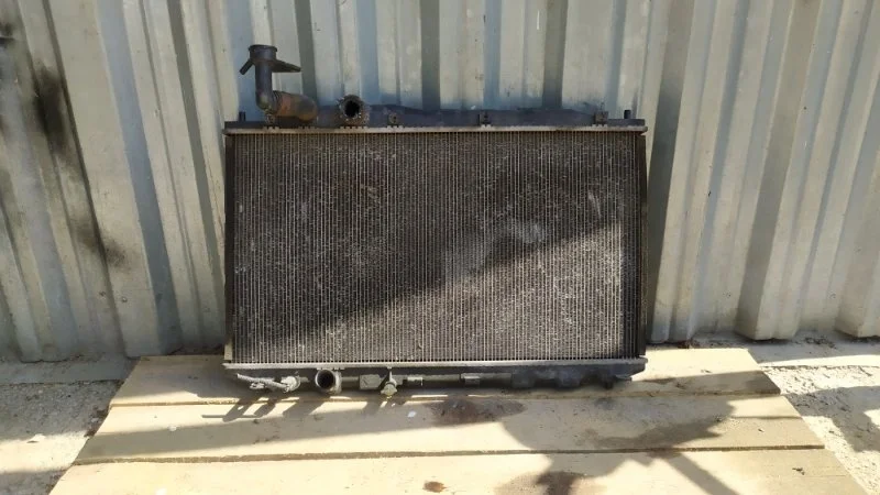 Радиатор охлаждения Honda Civic 8 2006-2011 19010RNAJ51 4D