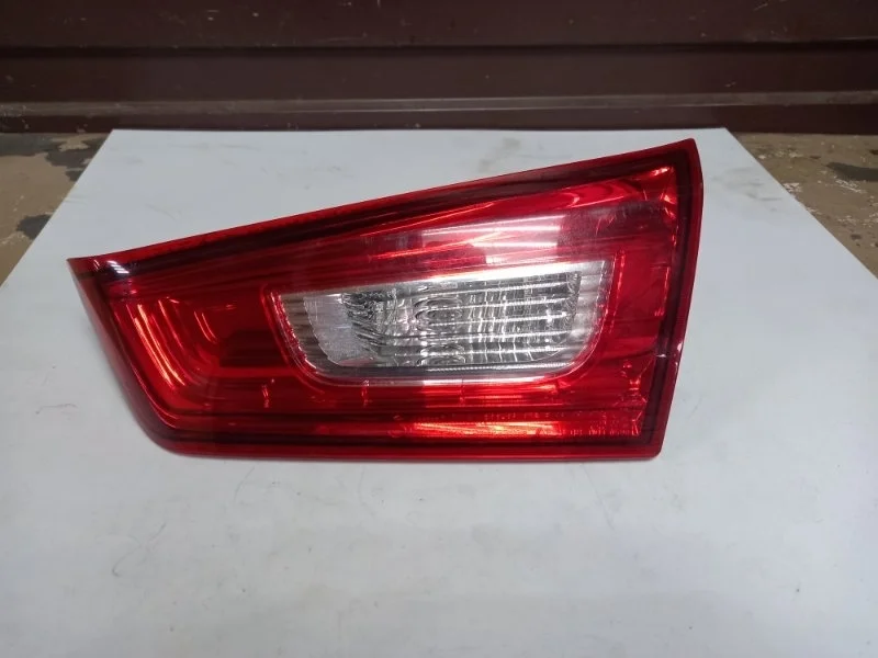 Фонарь Mitsubishi ASX 2010-2020 8336A088, правый