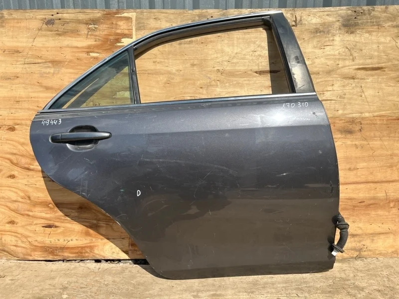Дверь Toyota Camry 2006-2011 6700333161 40, задняя правая