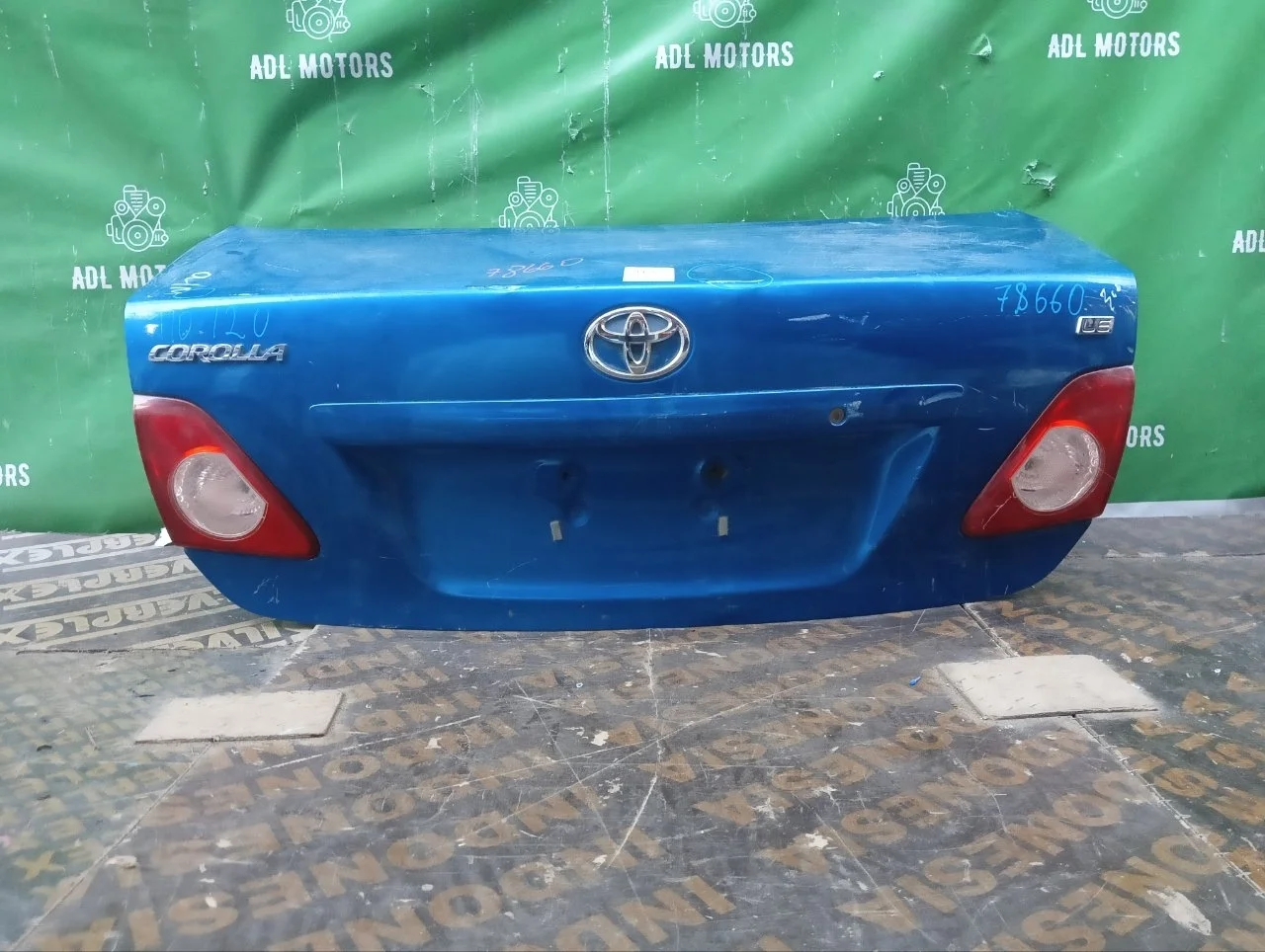 Крышка багажника Toyota Corolla 2006-2012 6440112B50 150