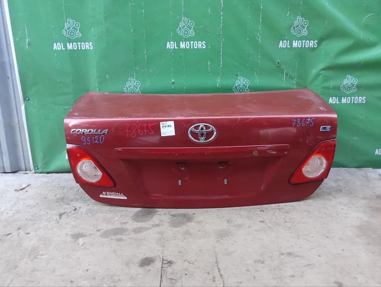 Крышка багажника Toyota Corolla 2006-2012 6440112B50 150