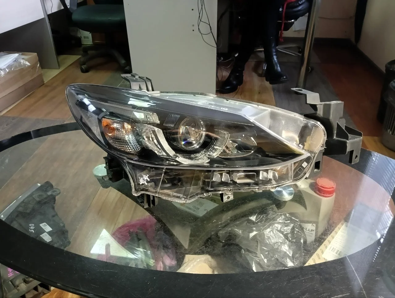 Фара галоген Mazda 6 2015-2018 GMH351031F GJ, правая