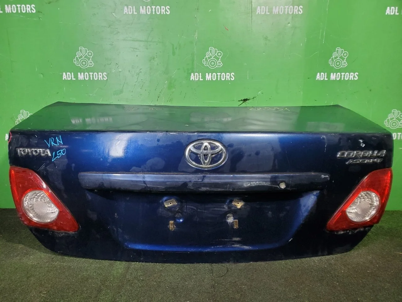 Крышка багажника Toyota Corolla 2006-2012 6440112B50 150