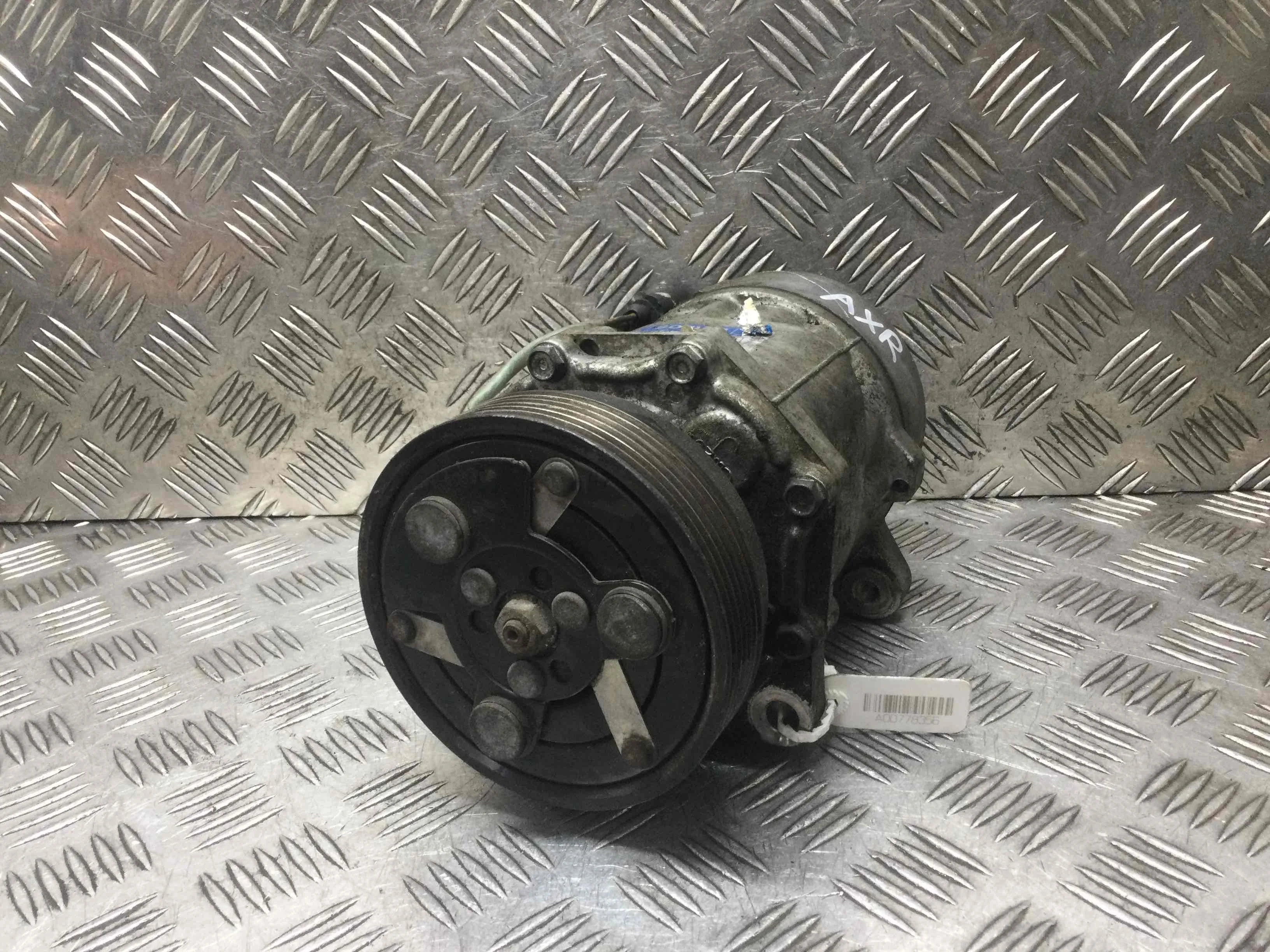 Компрессор кондиционера Volkswagen Beetle A4 [рестайлинг] (2005-2010) дизель 1.9 TDI Механика