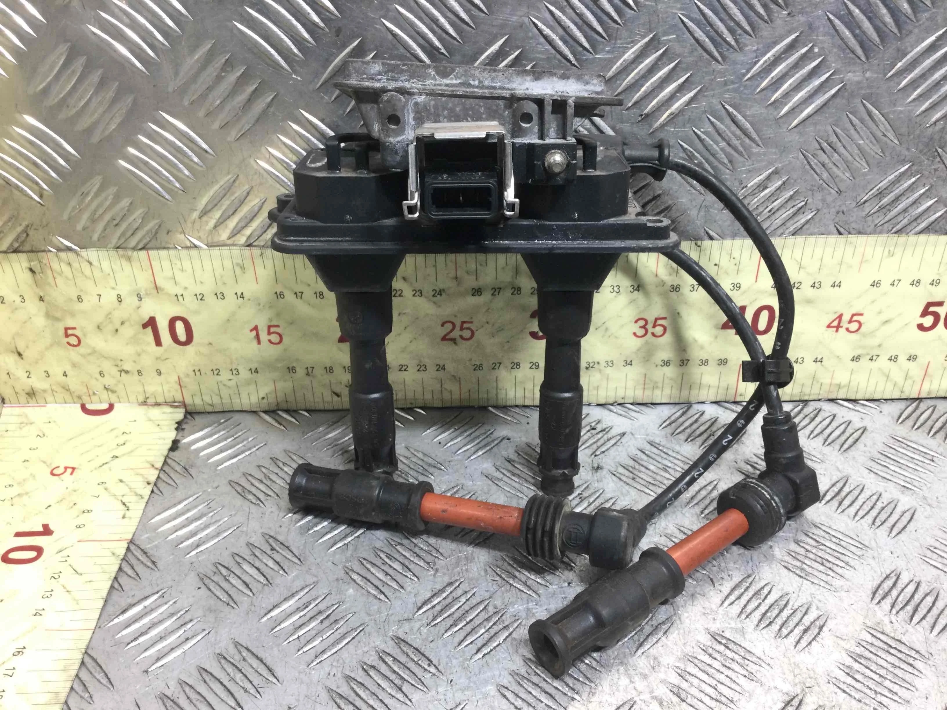 Катушка зажигания Audi A4 B5 (1994-1999) бензин 1.8 i Механика