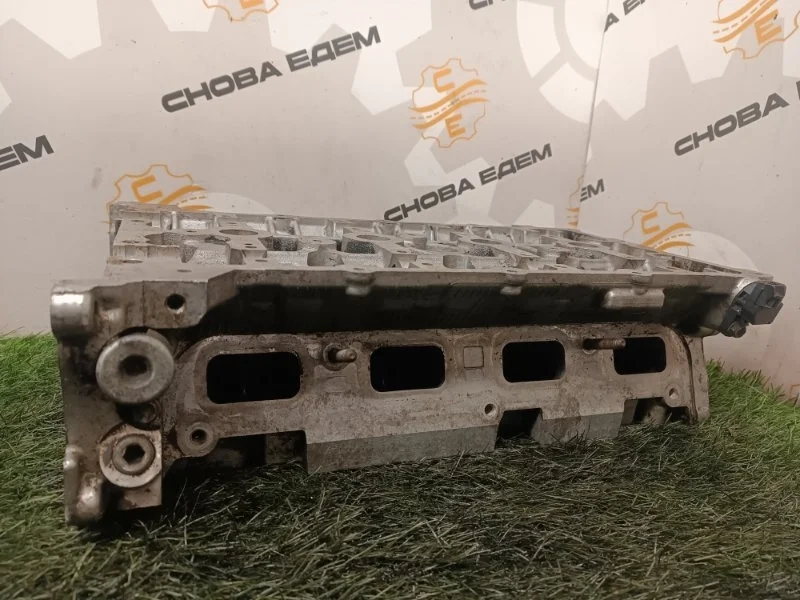 Головка блока цилиндров Mitsubishi Outlander 1005A704 CW 4B12 2.4