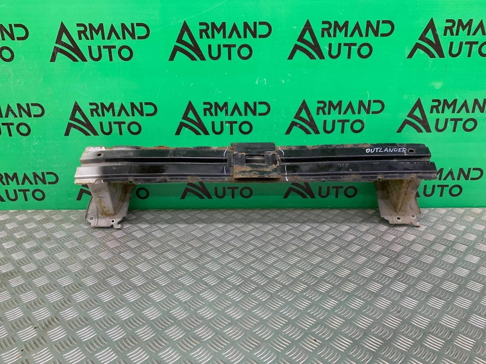 Усилитель бампера Mitsubishi Outlander 2012-нв 3