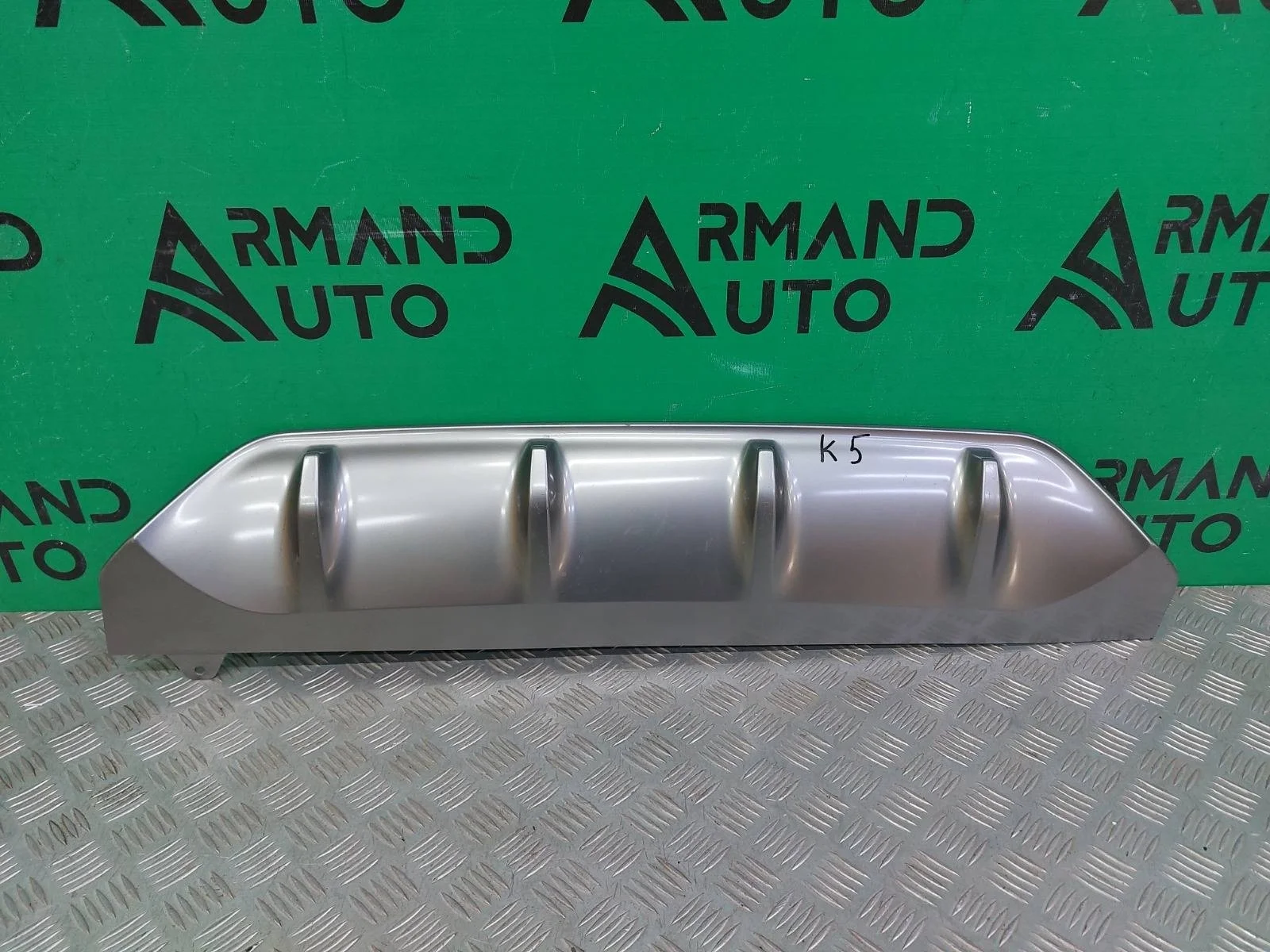 Накладка юбки бампера Kia K5 2020-нв 3