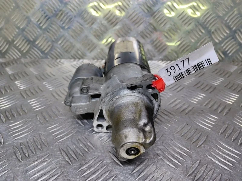 Стартер Mercedes-Benz