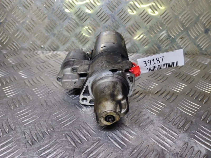 Стартер Mercedes-Benz