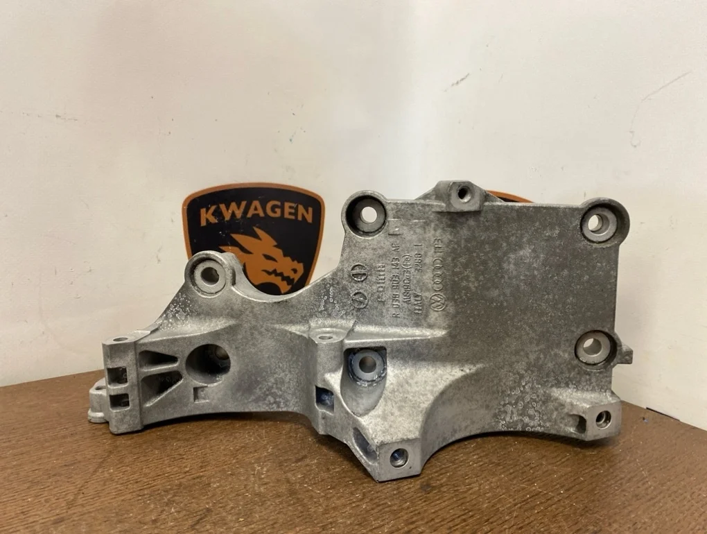 Кронштейн генератора Volkswagen Passat 2008 B6