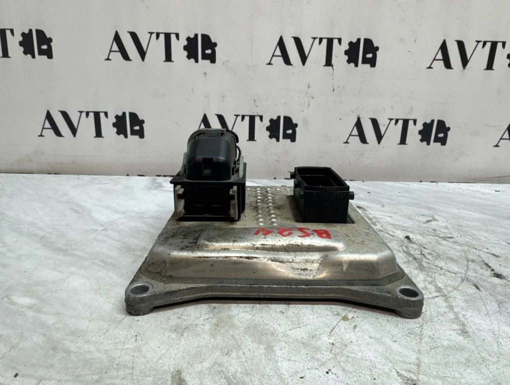 Блок управления Opel Zafira B Z18XER