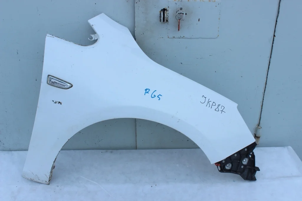 Крыло переднее правое Opel Astra J JКР87