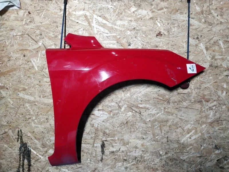 Крыло переднее правое Ford Focus 2