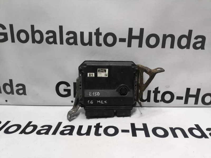 Блок управления двигателем Toyota Corolla E150