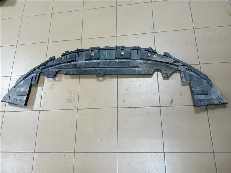 Защита радиатора Volvo XC70 2009 30698425 D5244T4