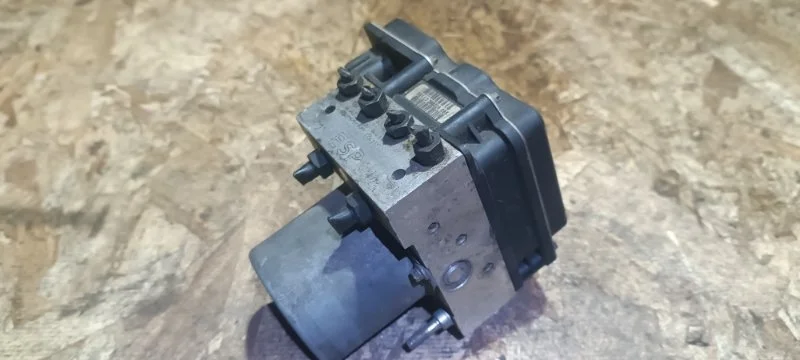 Блок abs Audi A4 2005 8ED