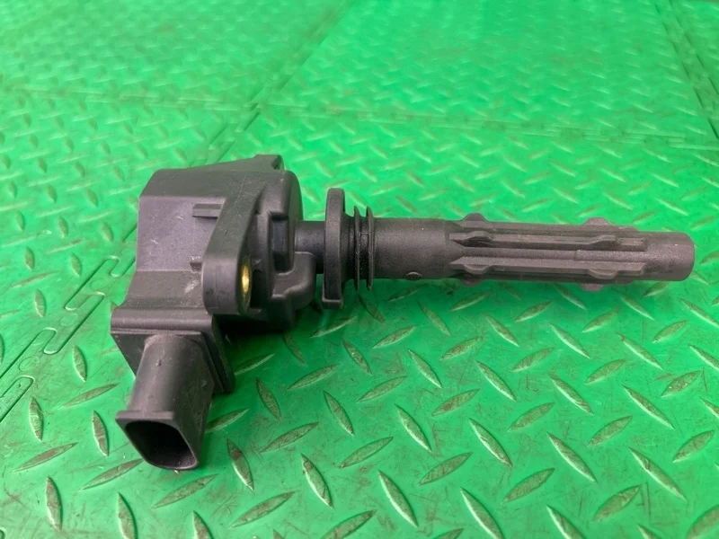 Катушка зажигания Mercedes-Benz W221