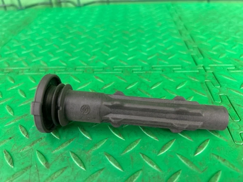 Наконечник катушки зажигания Mercedes-Benz W221