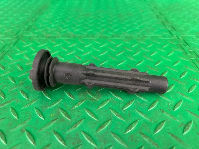 Наконечник катушки зажигания Mercedes-Benz W221