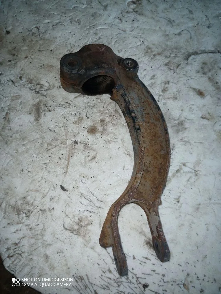 Вилка переднего амортизатора Audi Q5 I рестайлинг (2012—2017)