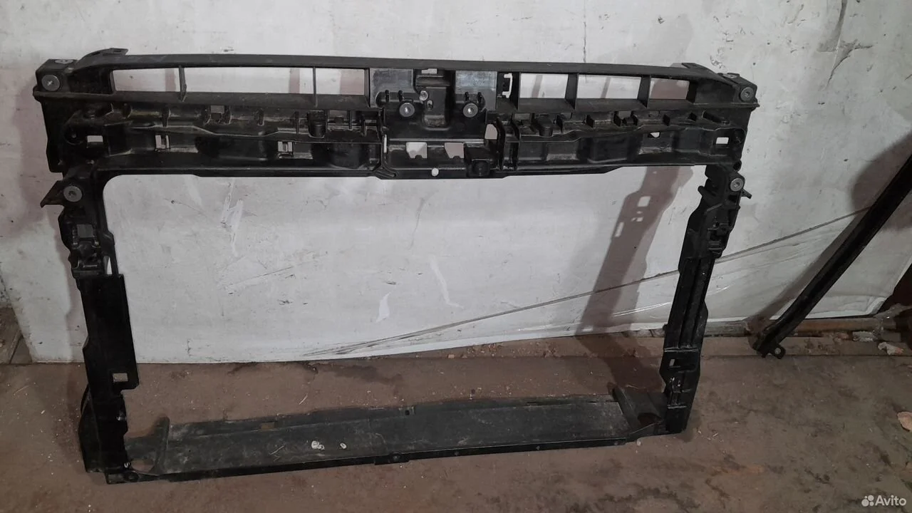 Передняя панель радиаторов гольф 7