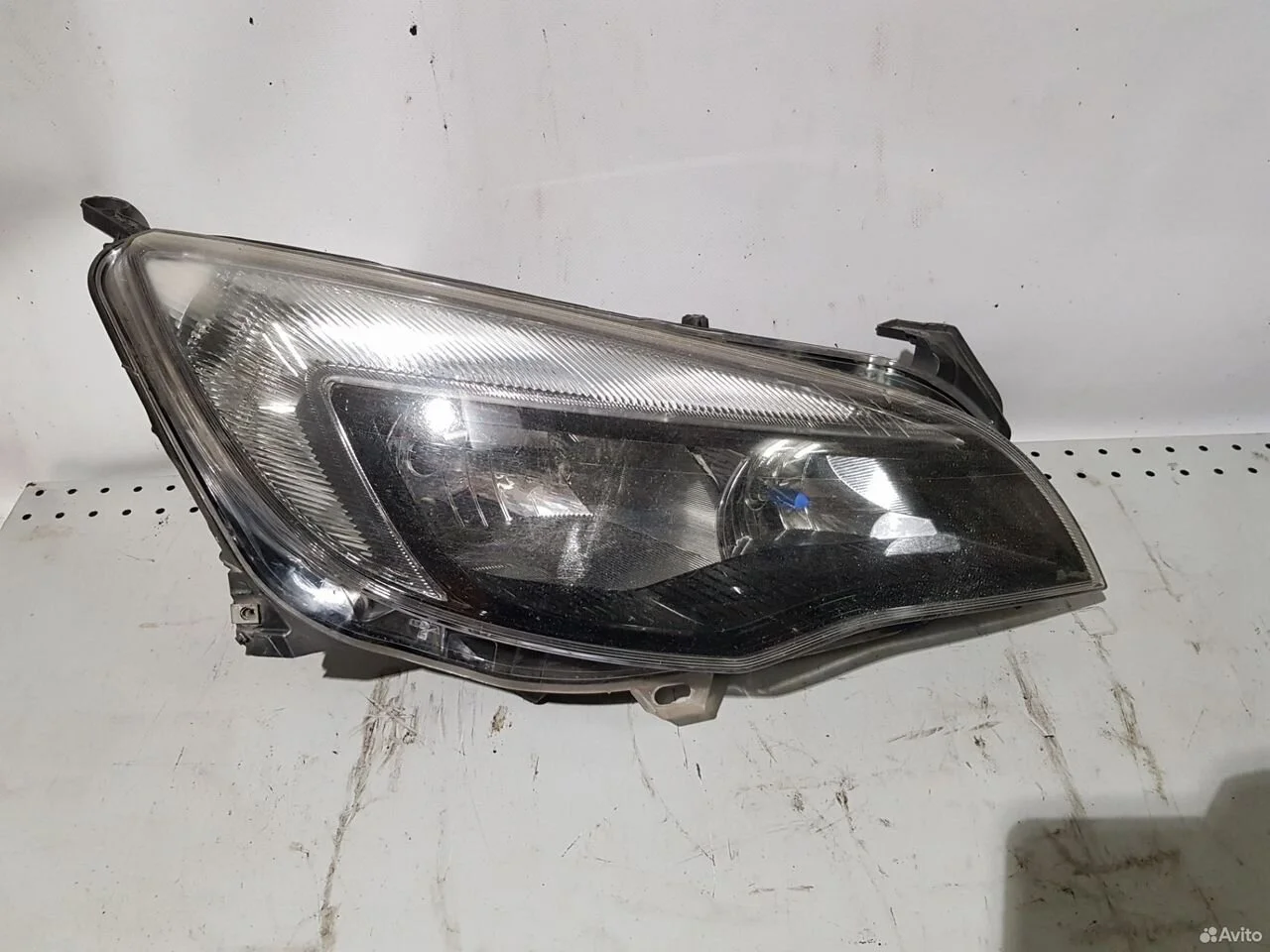 Фара правая opel astra j 5д до 2012г
