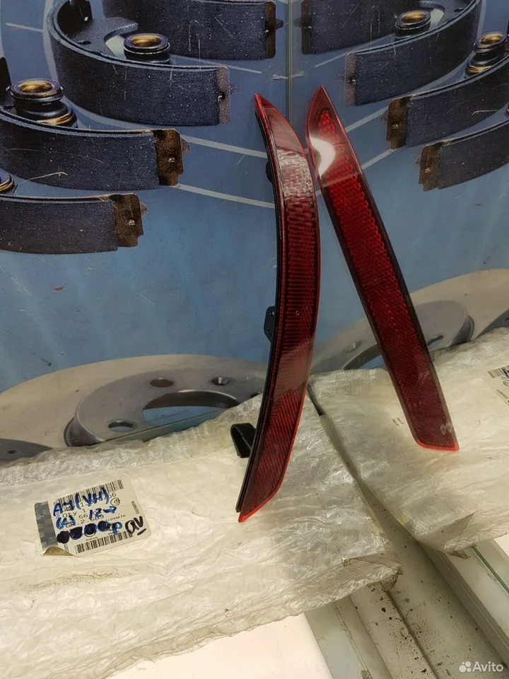 Отpaжатель lh зaднeго бамперa oреl astra j универс