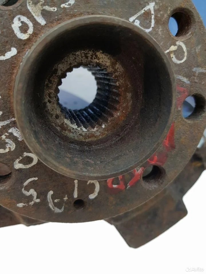 Кулак поворотный передний правый opel corsa d 1.3д