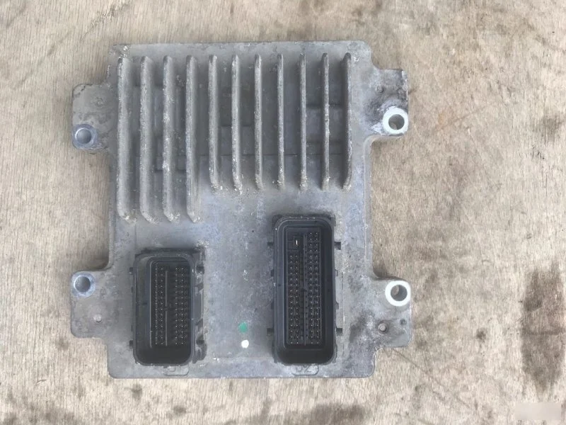Блок управления ДВС Chevrolet Cobalt 12654172 1.5