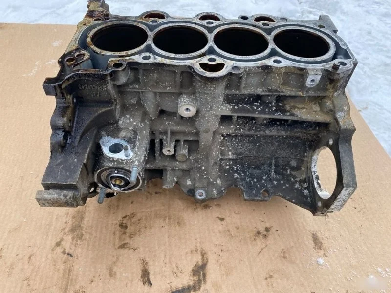 Блок цилиндров Kia Ceed 2 2012-2015 211002B600 G4FG