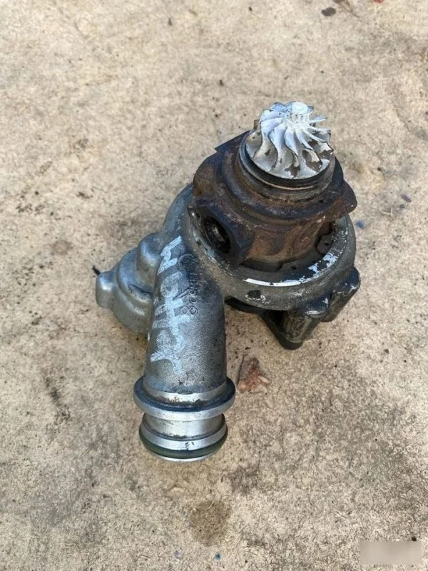 Турбина Volkswagen Jetta 6 2010-2015 03C145702L CAXA